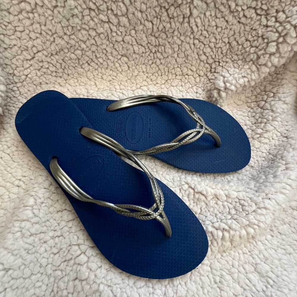 Women's Havaianas Flip Flop US Size 9